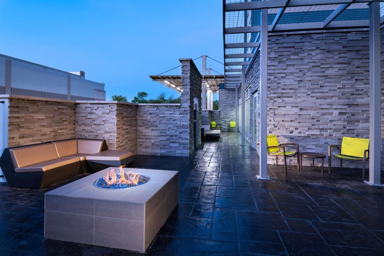 Springhill Suites By Marriott Austin North Exterior photo